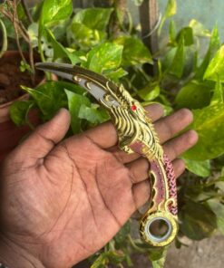 Golden Dragon Spin Karambit Fidget Toy with Red Accents